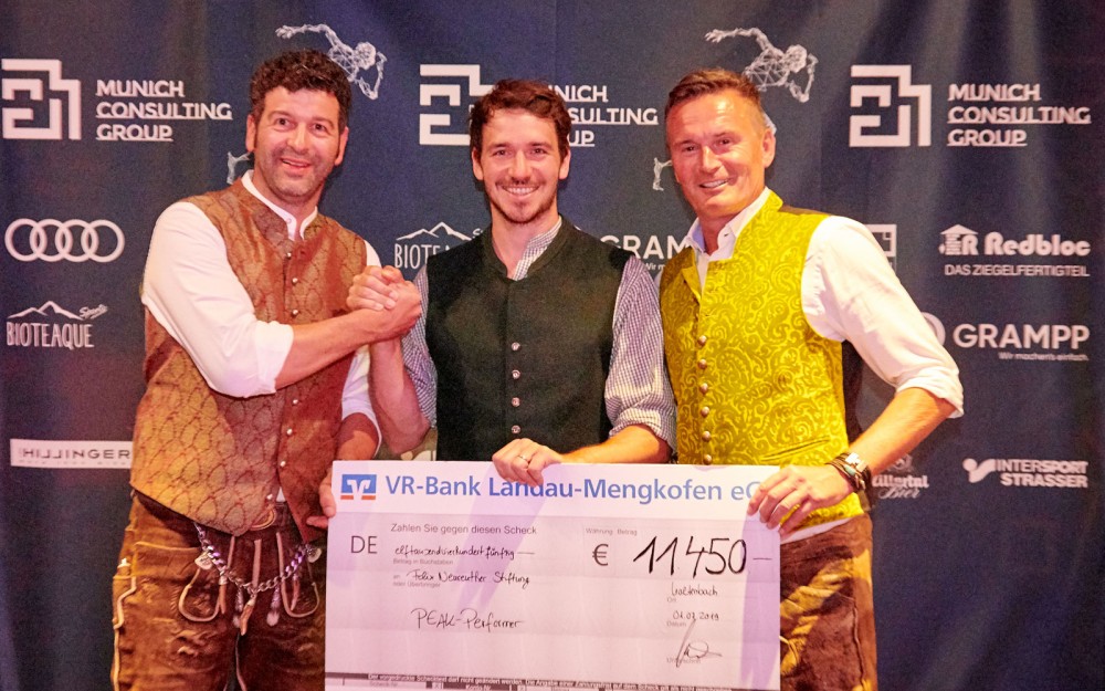 PEAK-PERFORMER cheque